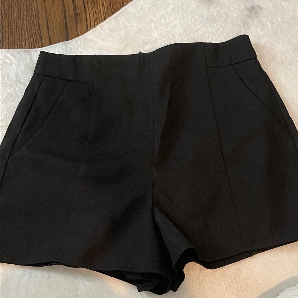 SHEIN Black High Waist Women's Shorts